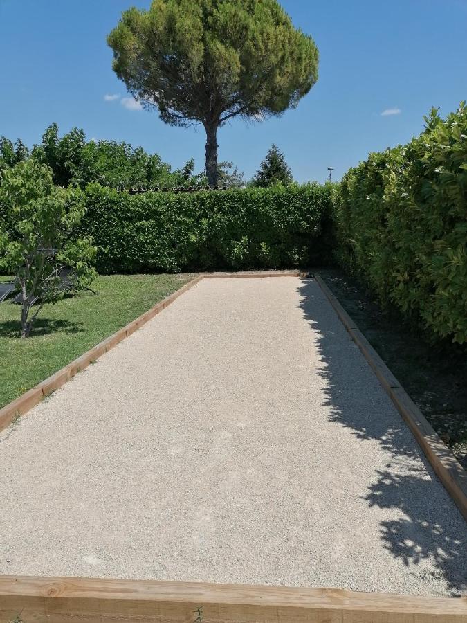 Gite Les Demoiselles Des Sorgues LʼIsle-sur-la-Sorgue Exteriér fotografie